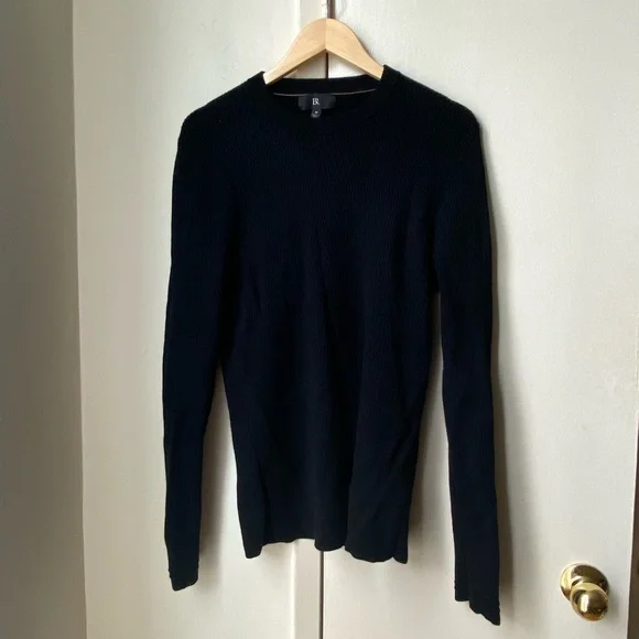 Banana Republic Men’s Merino Crew-Neck Sweater - Picture 3 of 6